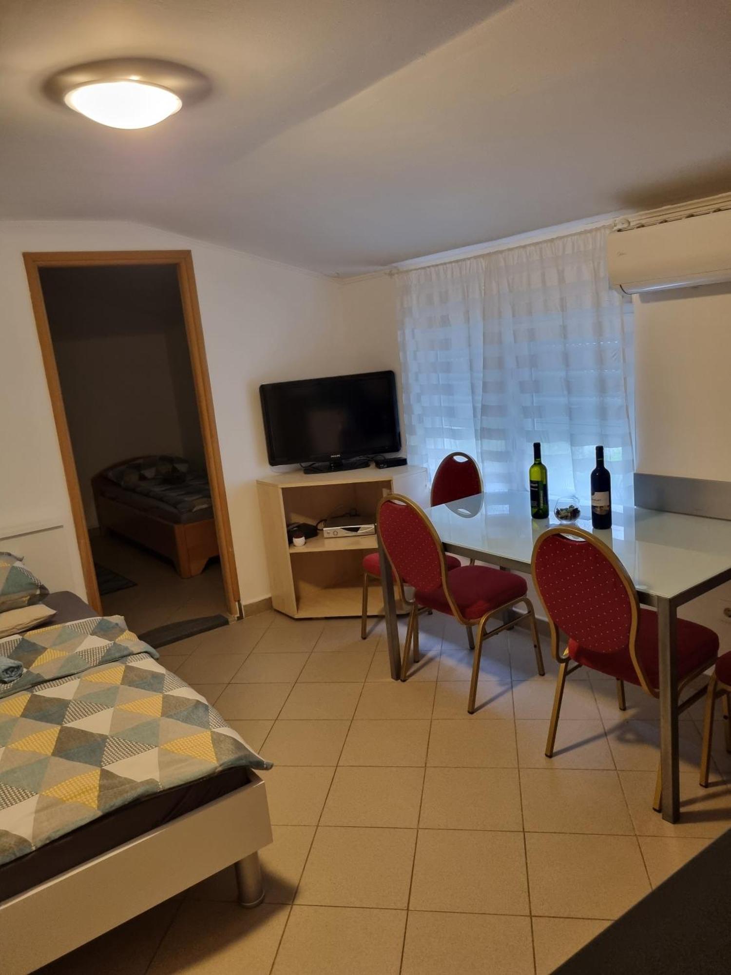 Apartmani Tominac Crikvenica Eksteriør billede